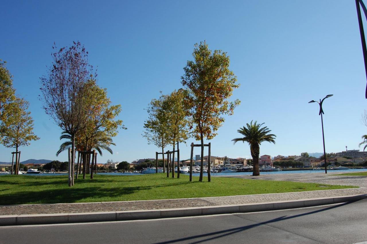 Olbia Center City Apartment Bagian luar foto